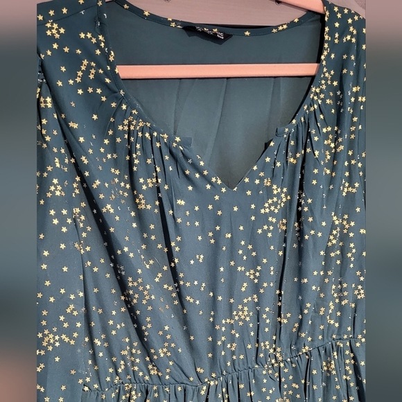 Bloomchic Green & Gold Glitter Star Print Longsleeve Dress - Picture 2 of 10